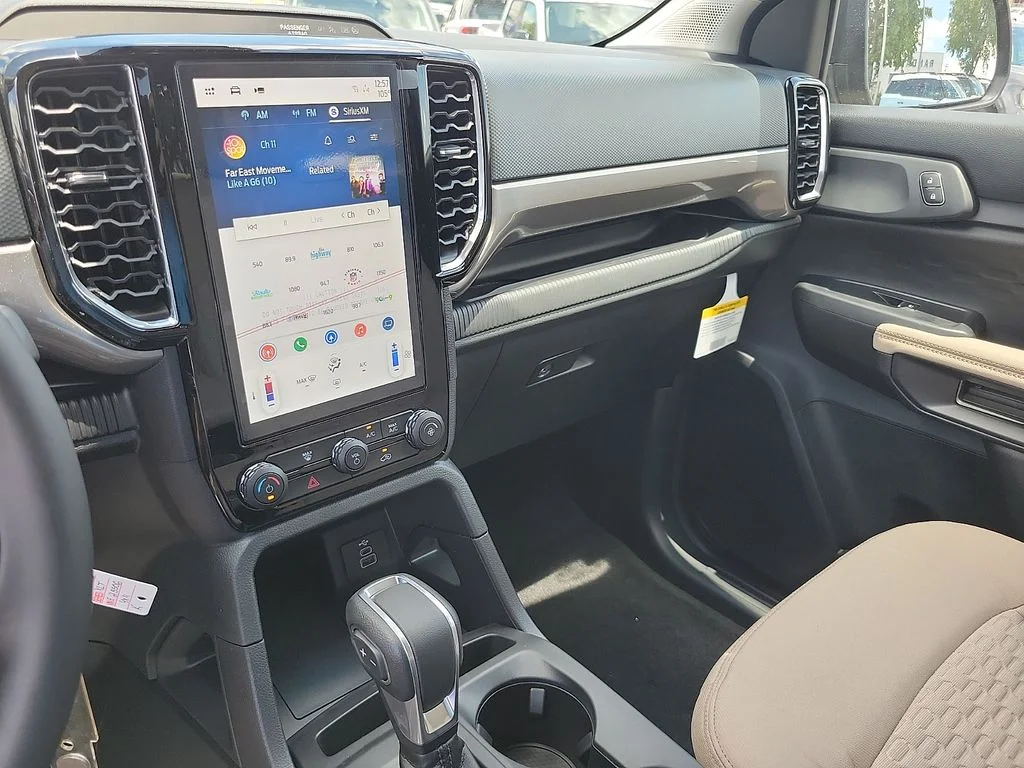 New 2026 Marsh Gray Ford XLT image 20