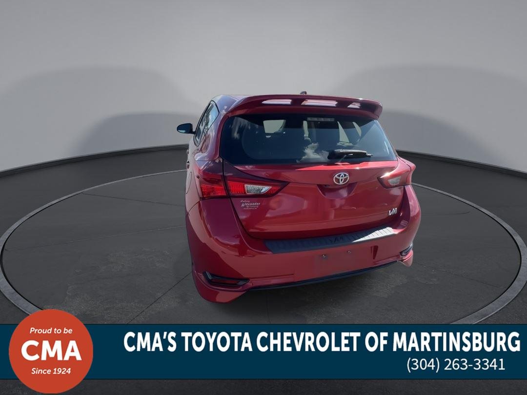 Used 2017 Barcelona Red Metallic Toyota BASE image 7