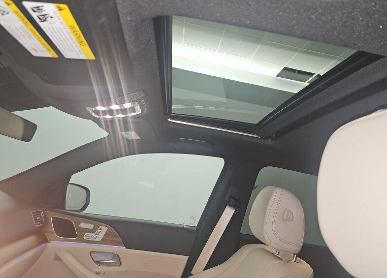 Used 2025 Polar White Mercedes-Benz GLE 350 image 9
