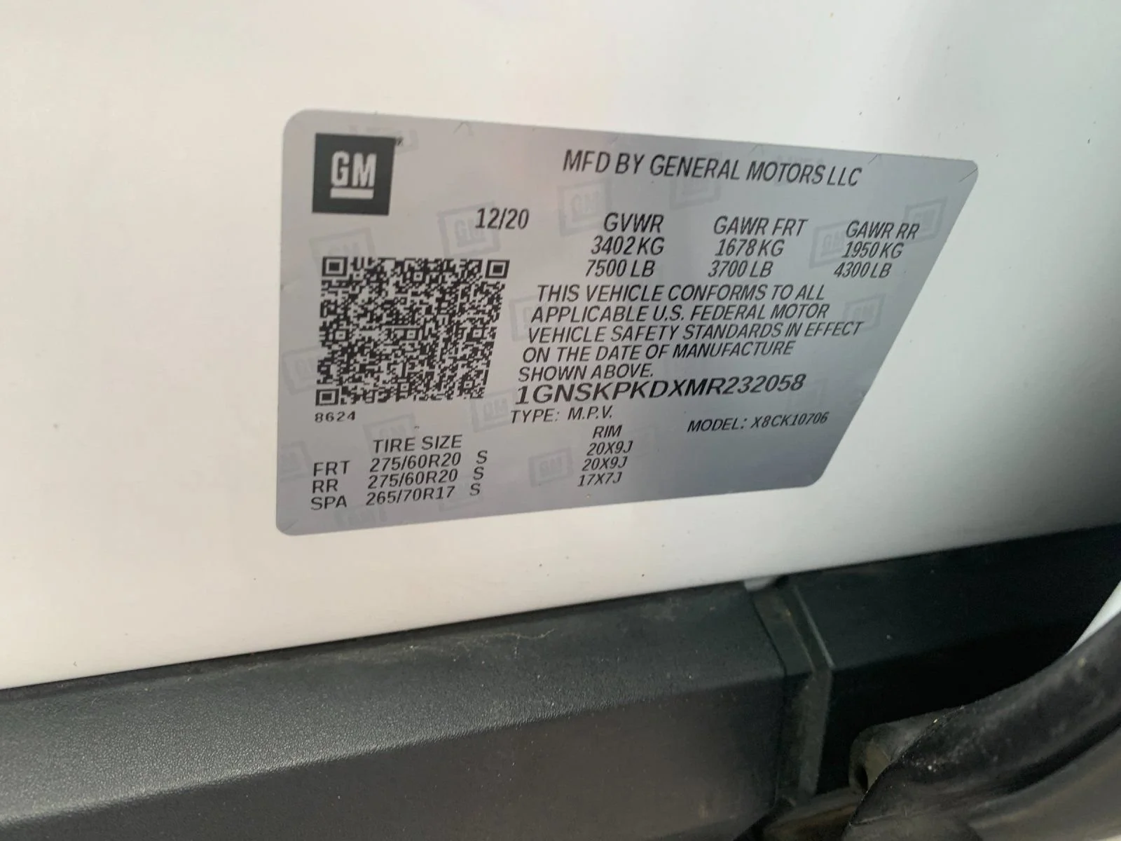 Used 2021 Summit White Chevrolet Z71 image 33