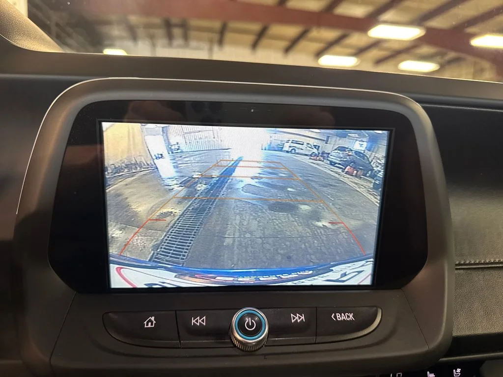 Used 2018 Blue Chevrolet 2LT image 24