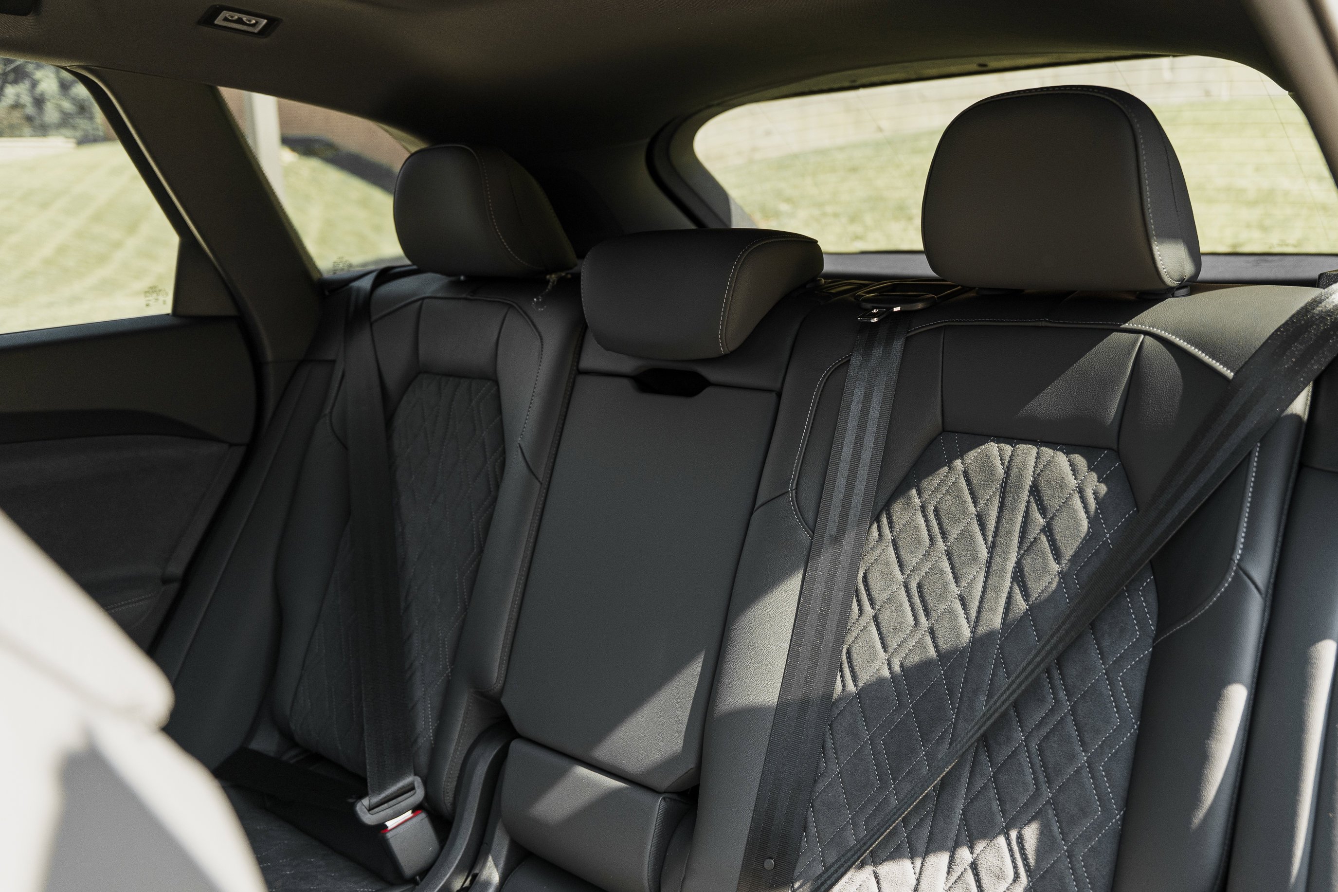 New 2026 MYTHOS BLACK Audi Premium Plus image 25
