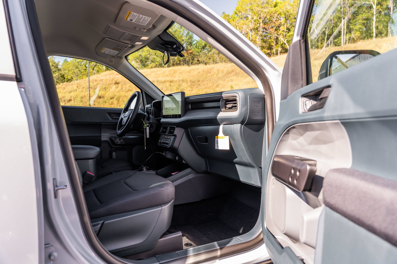 New 2026 Space White Metallic Ford XL image 7