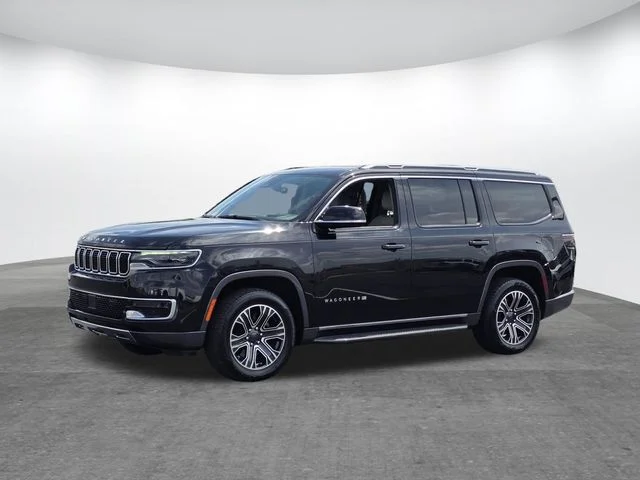 Certified Used 2022 Diamond Black Jeep Series III image 7