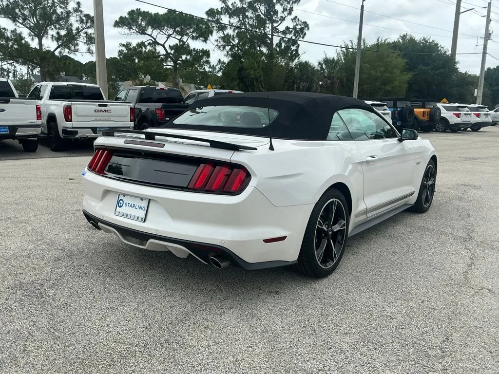 Used 2017 White Ford GT Premium image 12