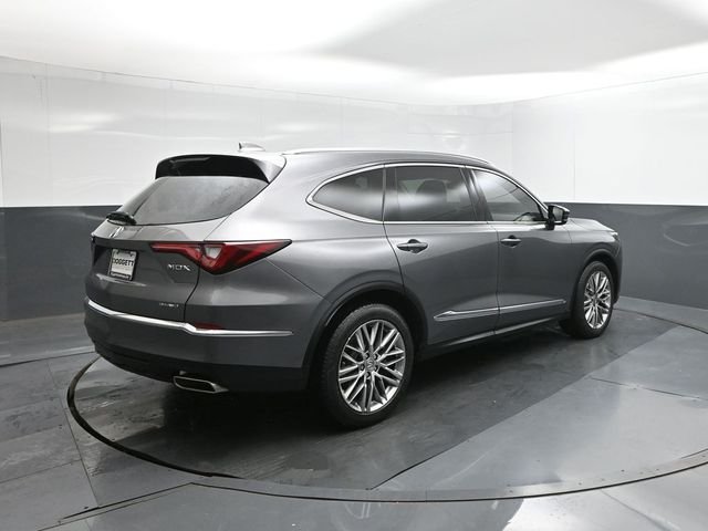 Used 2024 Silver Acura Advance image 8