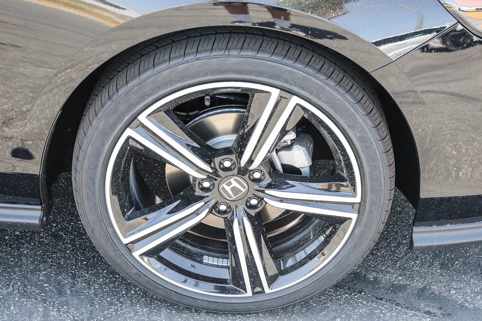 New 2026 Crystal Black Pearl Honda SE CVT image 6