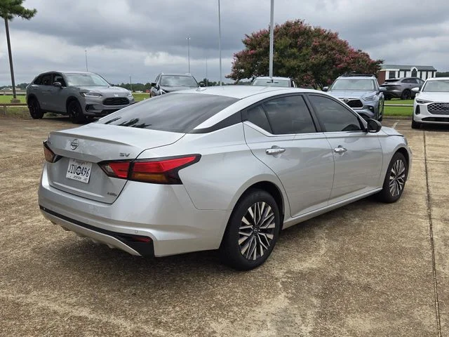 Used 2024 Brilliant Silver Metallic Nissan 2.5 SV image 5