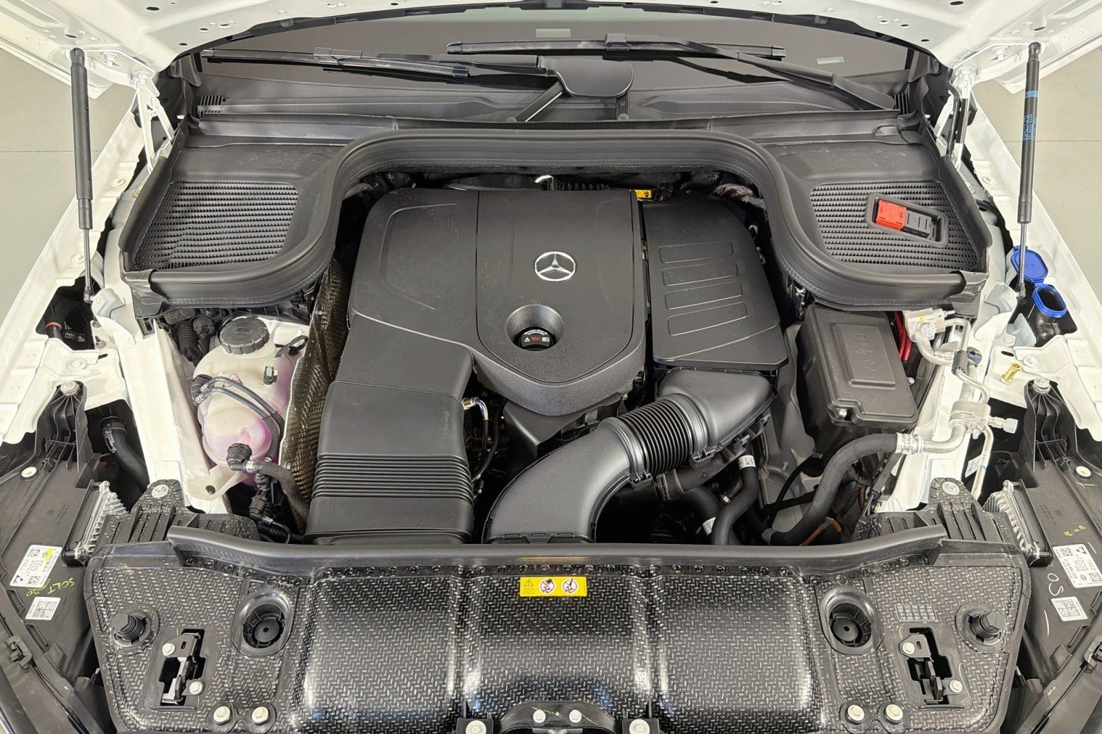 New 2027 Polar White Mercedes-Benz GLE 350 4MATIC® SUV image 10