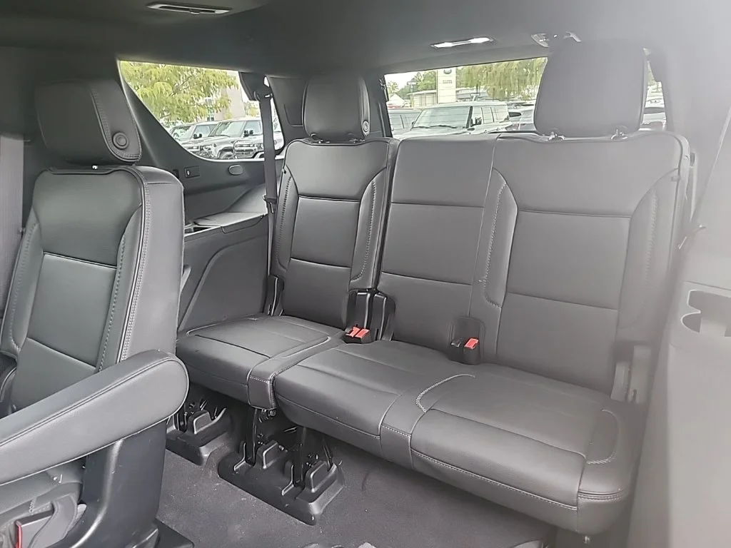 Used 2023 Black GMC Denali image 6