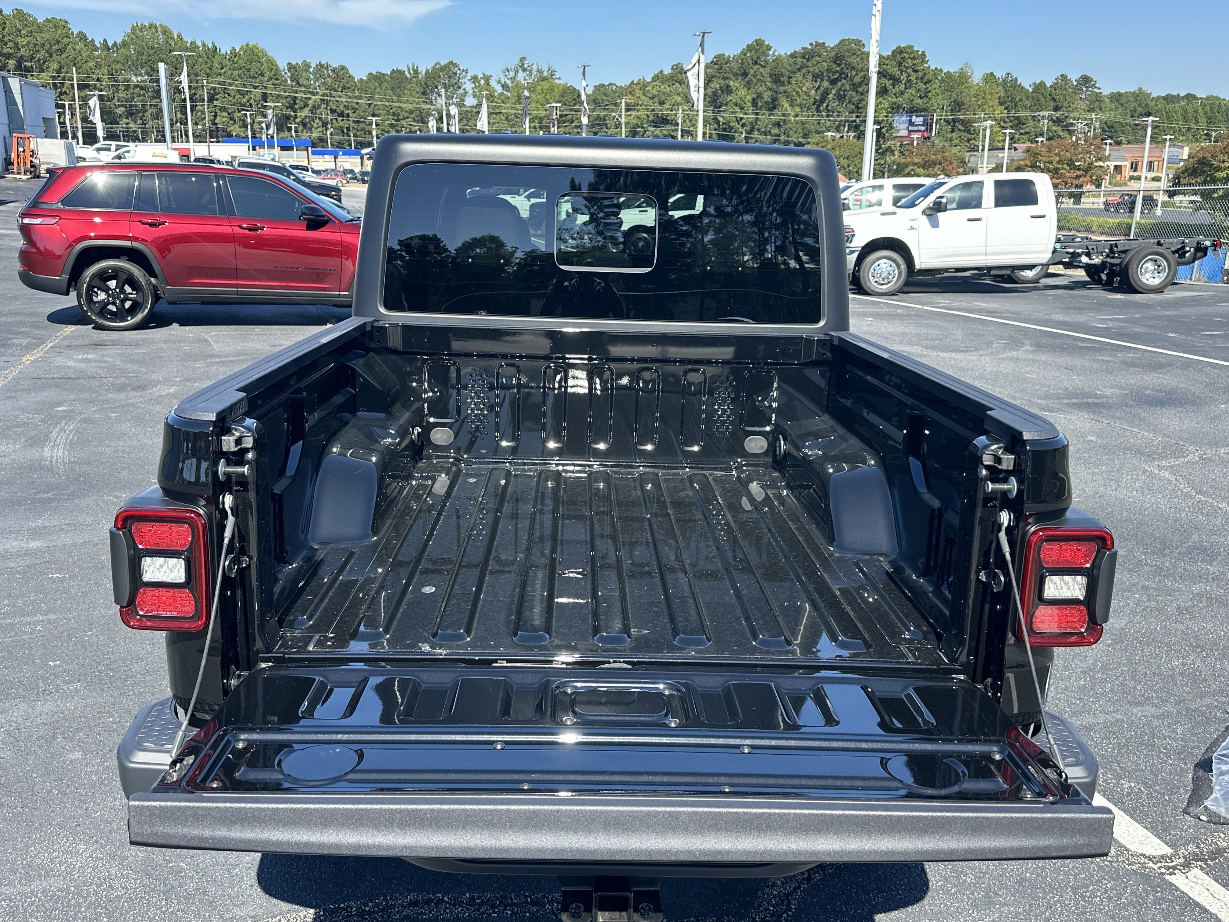 New 2025 Black Clear-Coat Exterior Paint Jeep Willys image 19