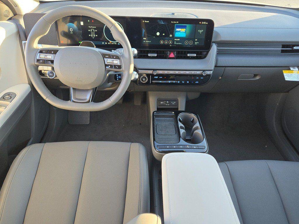2025 Hyundai IONIQ 5 SEL - Photo 21