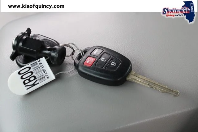 Used 2016 Beige Toyota LE image 29