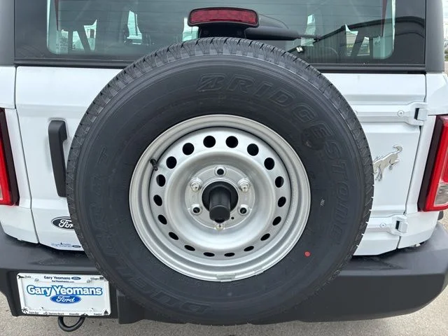 New 2026 Oxford White Ford Base image 6