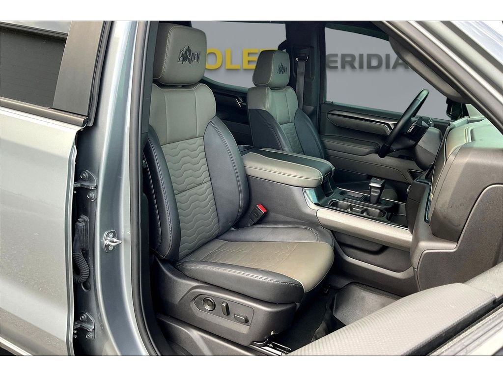 Used 2024 Sterling Gray Metallic Chevrolet ZR2 image 6