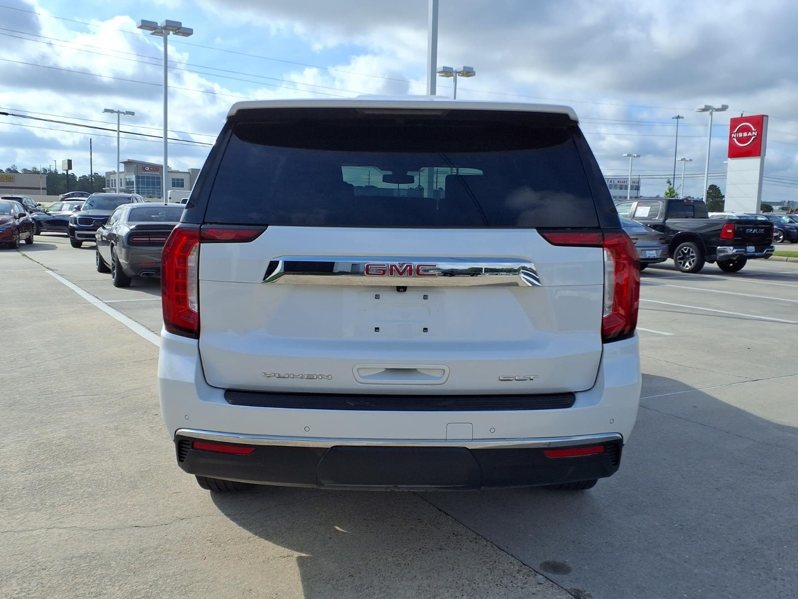 2021 GMC Yukon SLT  at AutoNation Chrysler Jeep Dodge Ram Spring