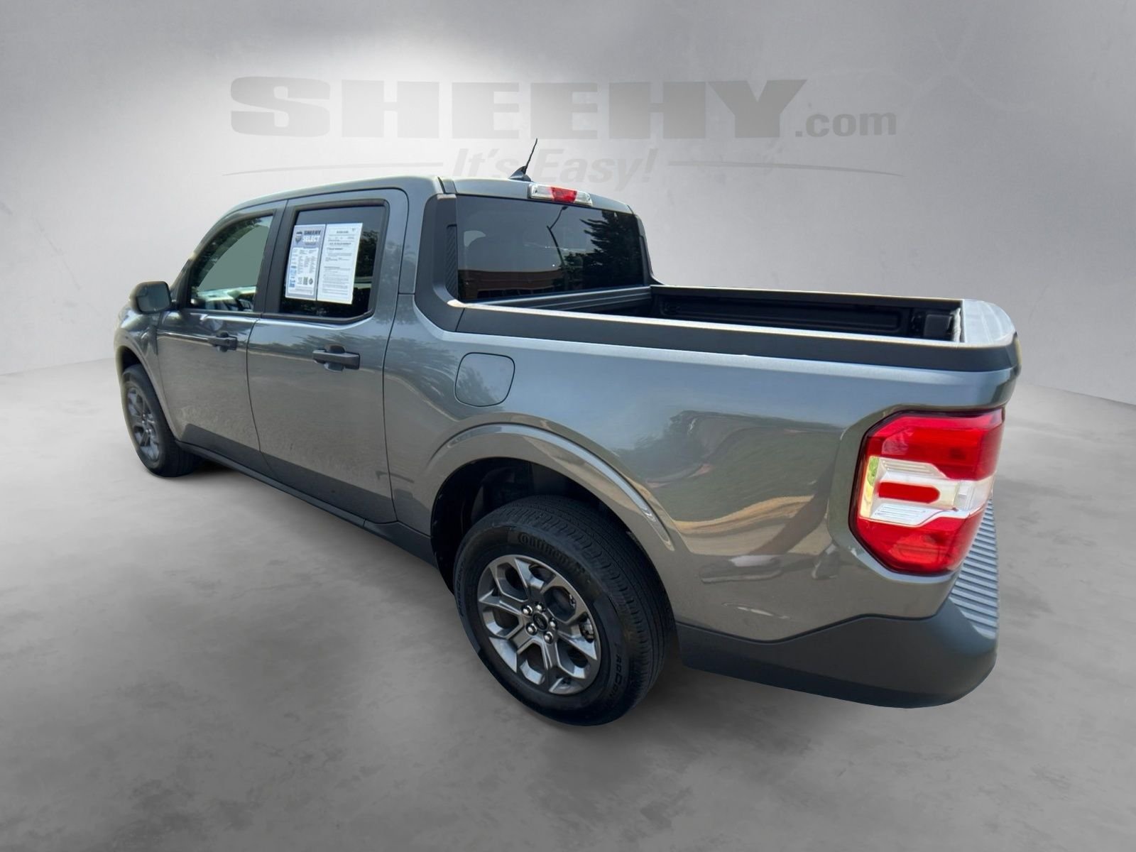 Used 2024 Gray Ford XLT image 15