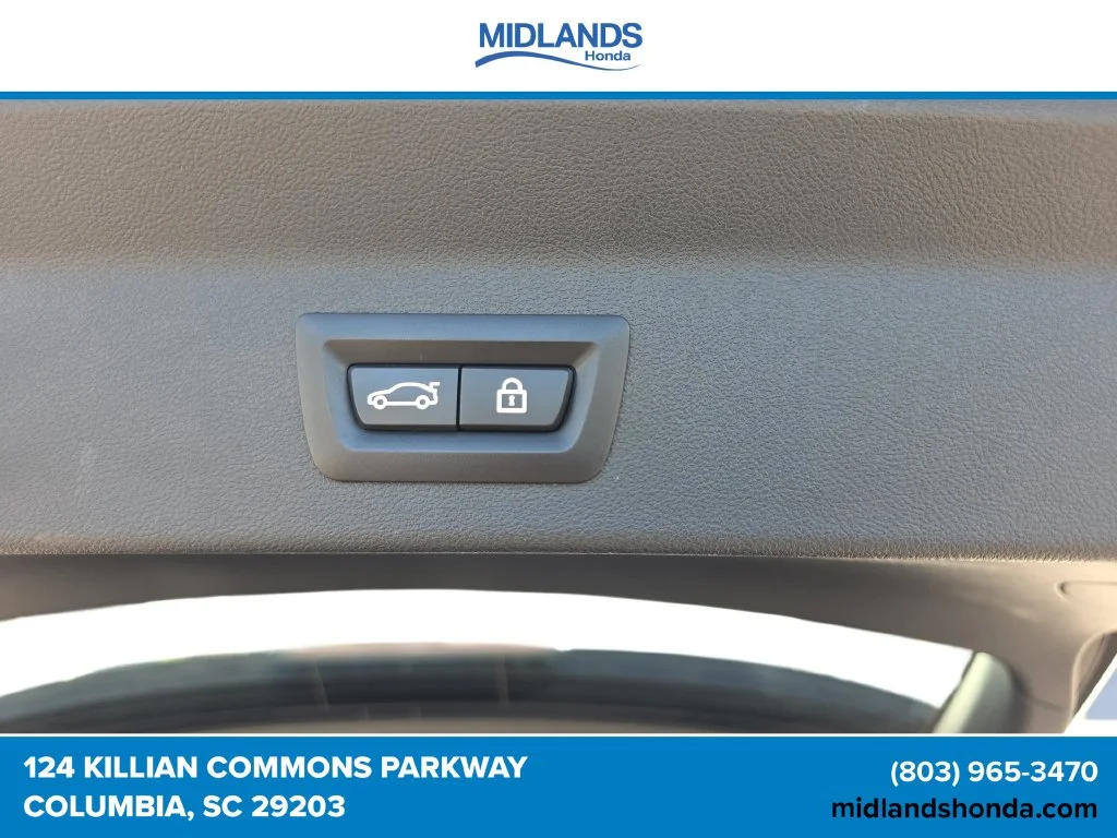 Used 2023 Carbon Black Metallic BMW xDrive30i image 31