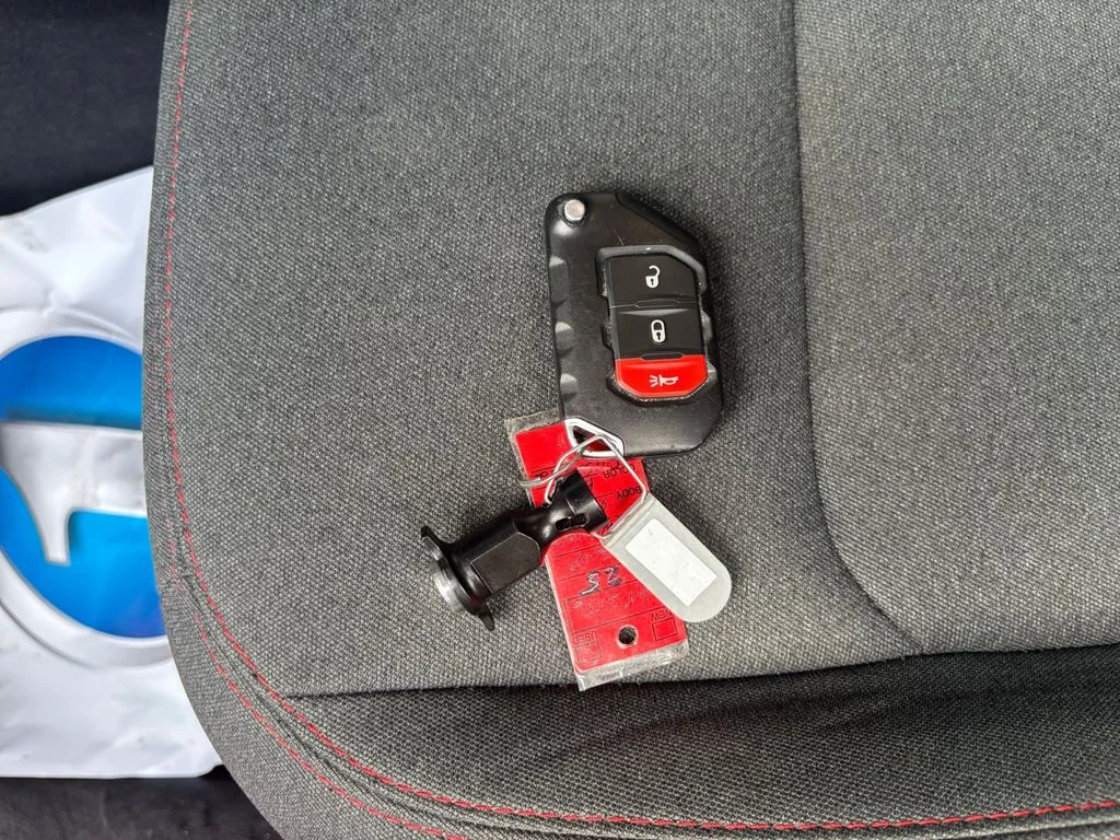 Used 2025 Red Jeep Rubicon image 31