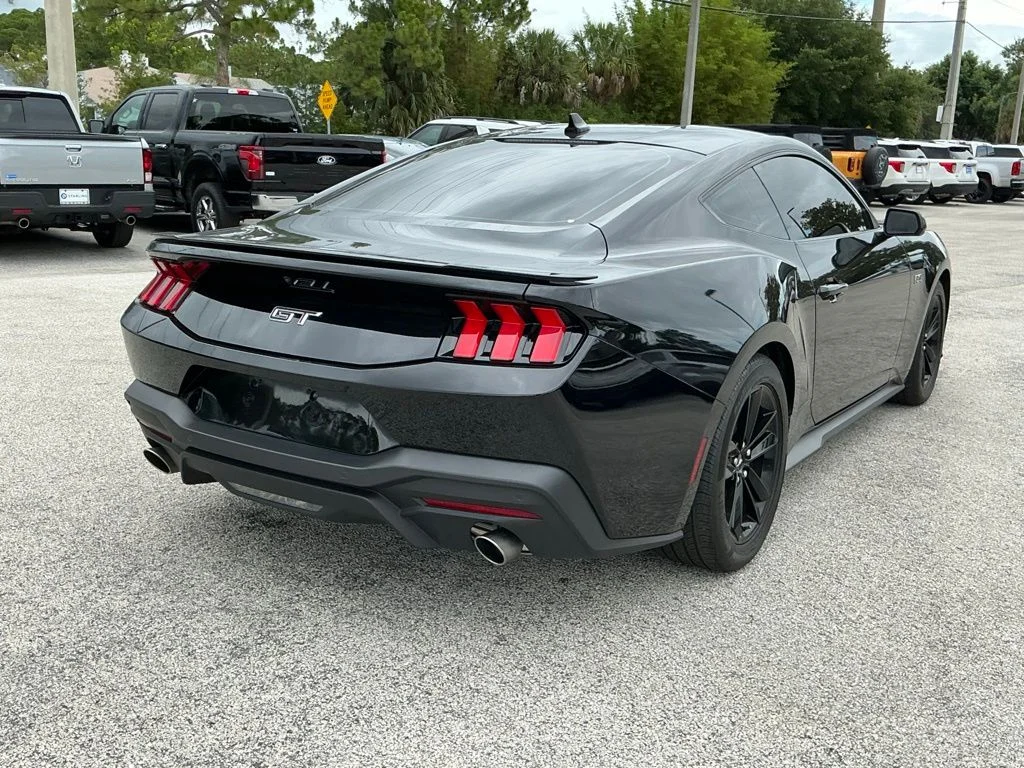 Used 2025 Black Ford GT image 13