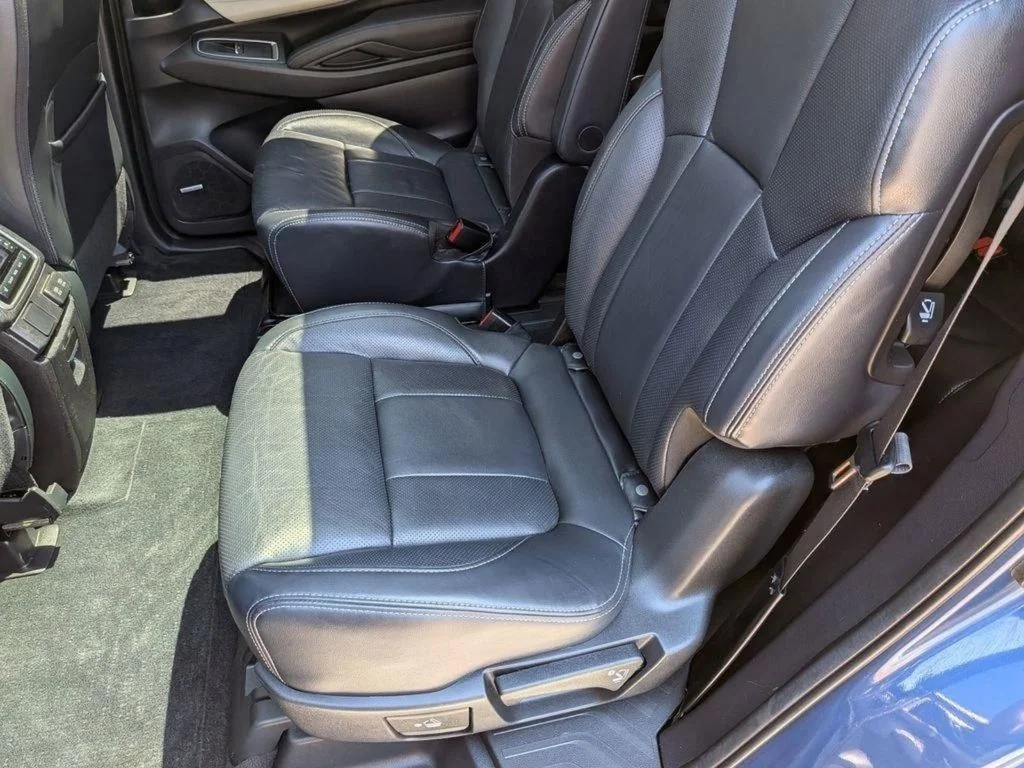 Used 2020 Blue Subaru Limited image 28