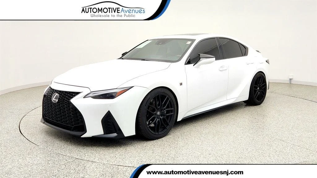 2023 Lexus IS