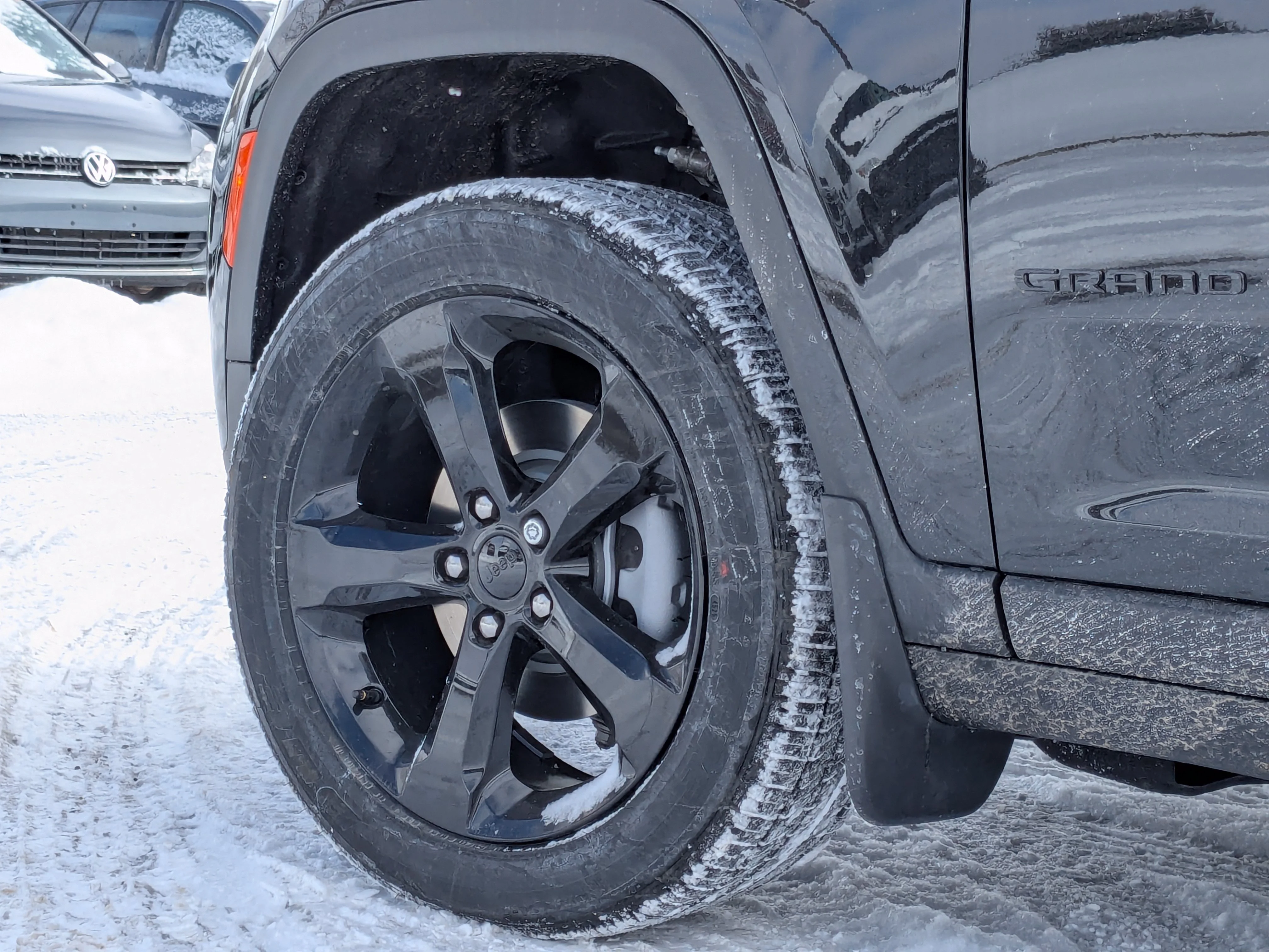 New 2026 Black Jeep Altitude - - Power Sunroof - Altitude Pack - 2.0L Turbo - Remote Start & tons more! image 9