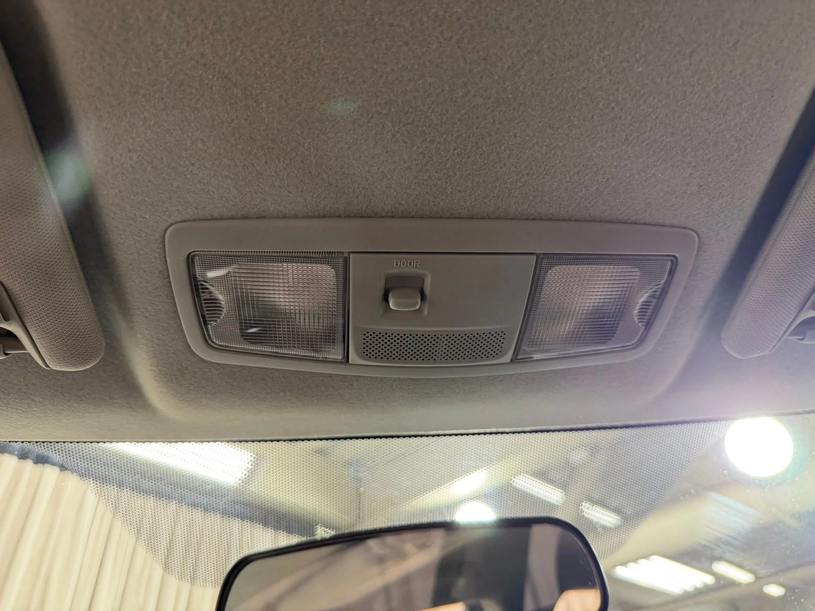 Used 2015  Mitsubishi ES image 34