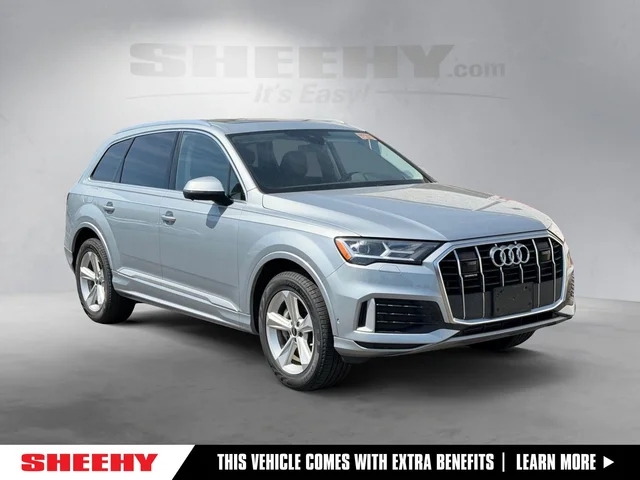 2023 Audi Q7 45 Premium Plus