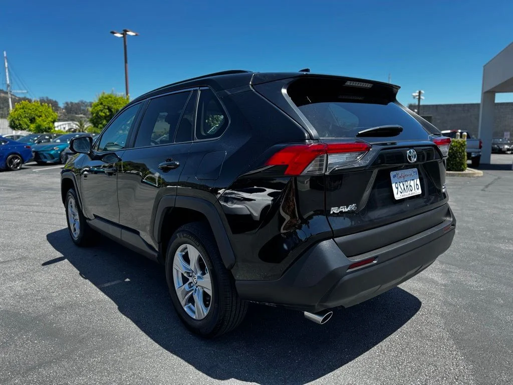 Used 2025 Black Toyota XLE image 5