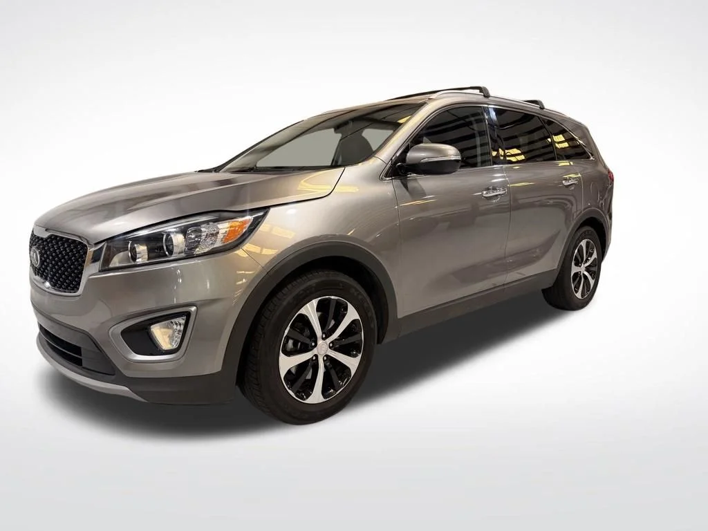 2016 Kia Sorento EX V6 AT's photo