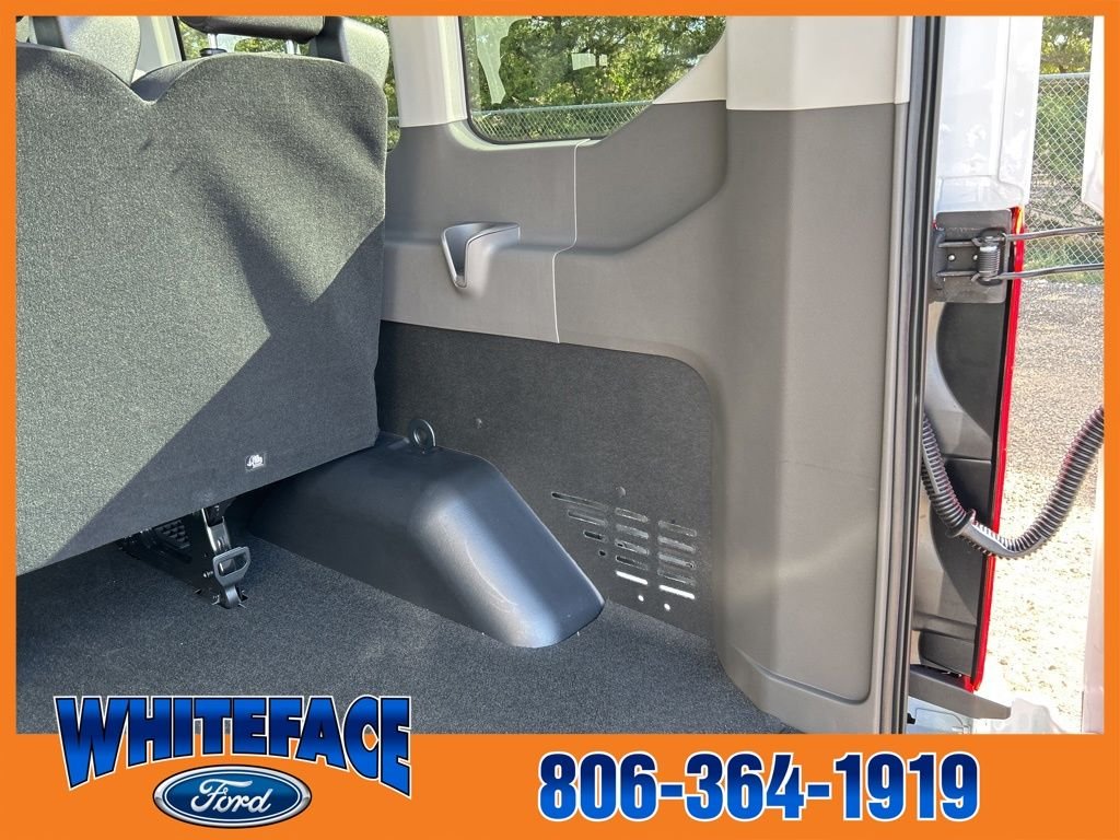 2025 Ford Transit Passenger Van XL - Photo 32