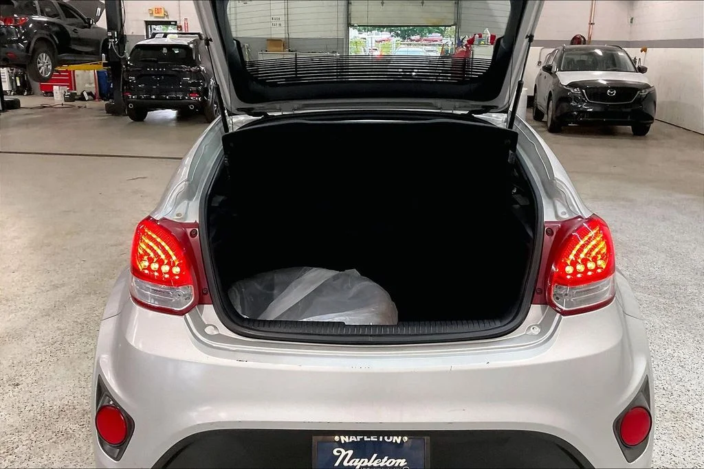 Used 2016 Silver Hyundai Turbo image 27
