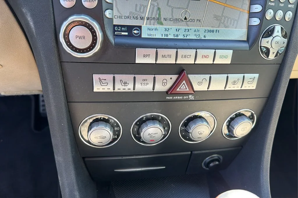 Used 2005  Mercedes-Benz SLK 350 image 28