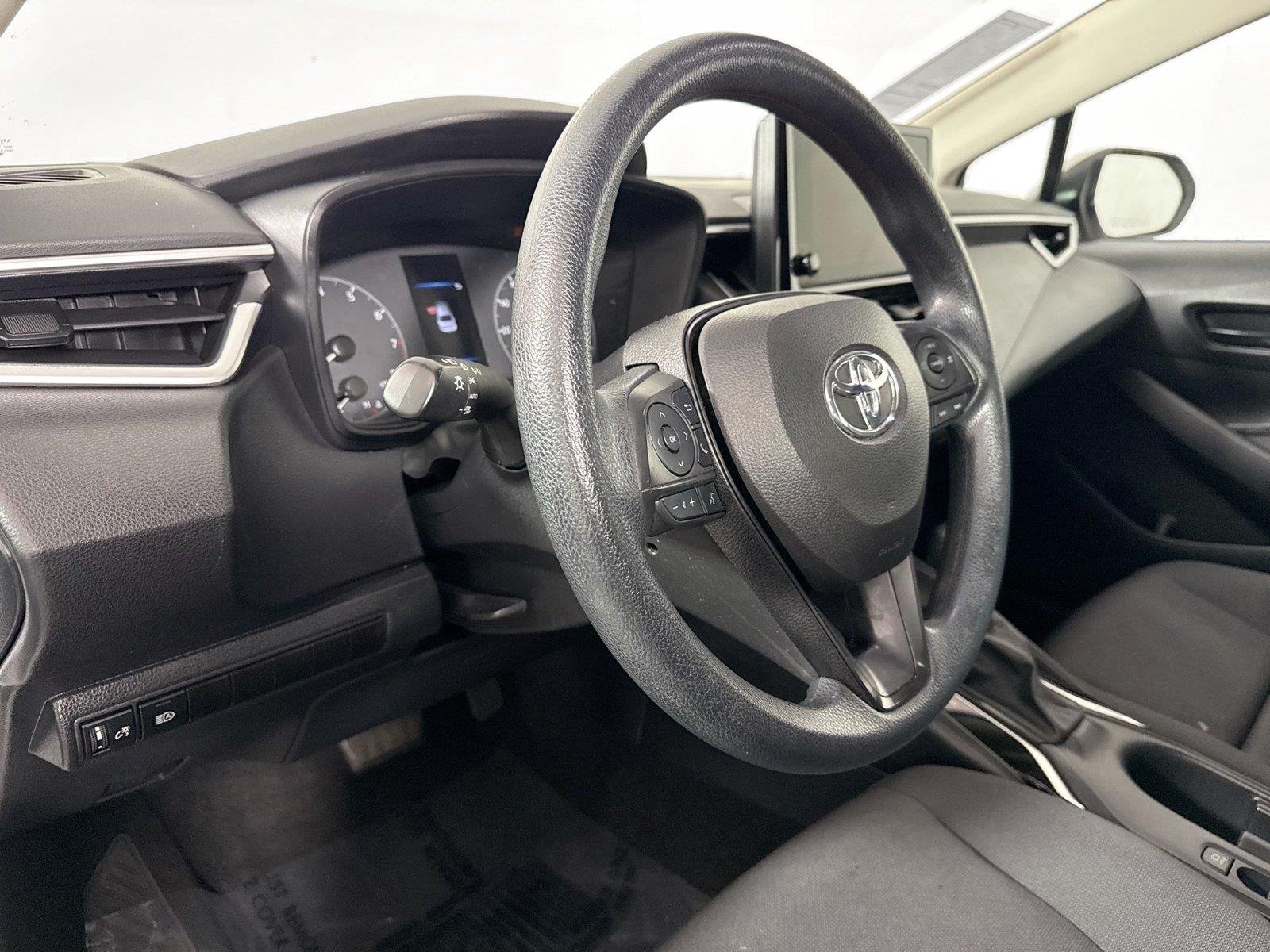 Certified Used 2024 Ice Cap Toyota LE image 4