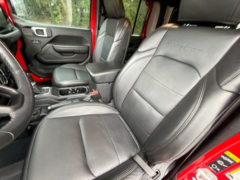 Used 2022 Red Jeep Texas Trail image 16