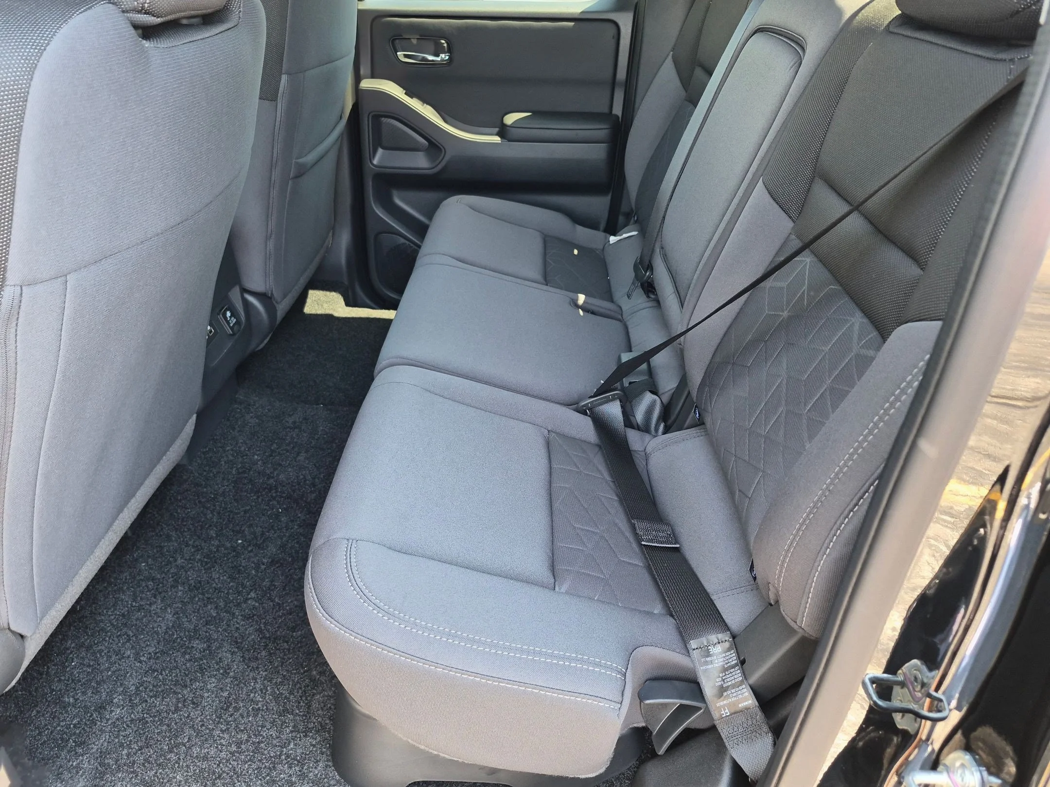 New 2026 Super Black Nissan Crew Cab SV image 22