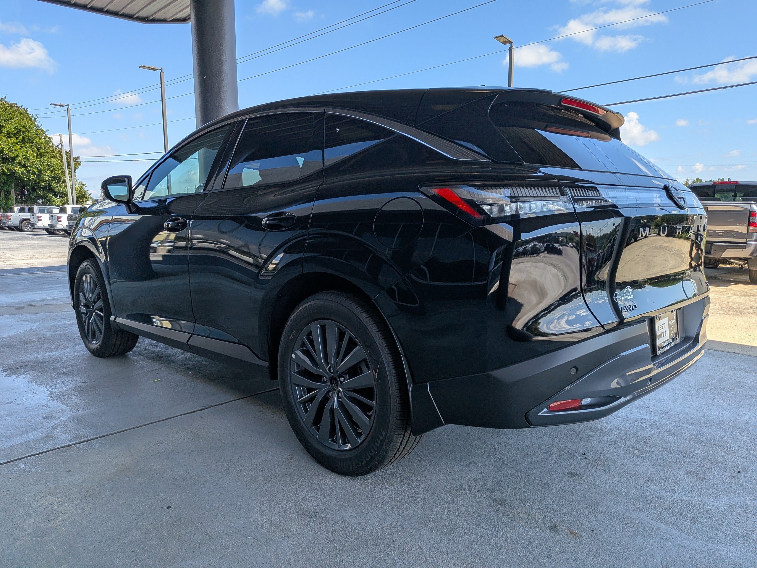 New 2026 Black Nissan SL image 5