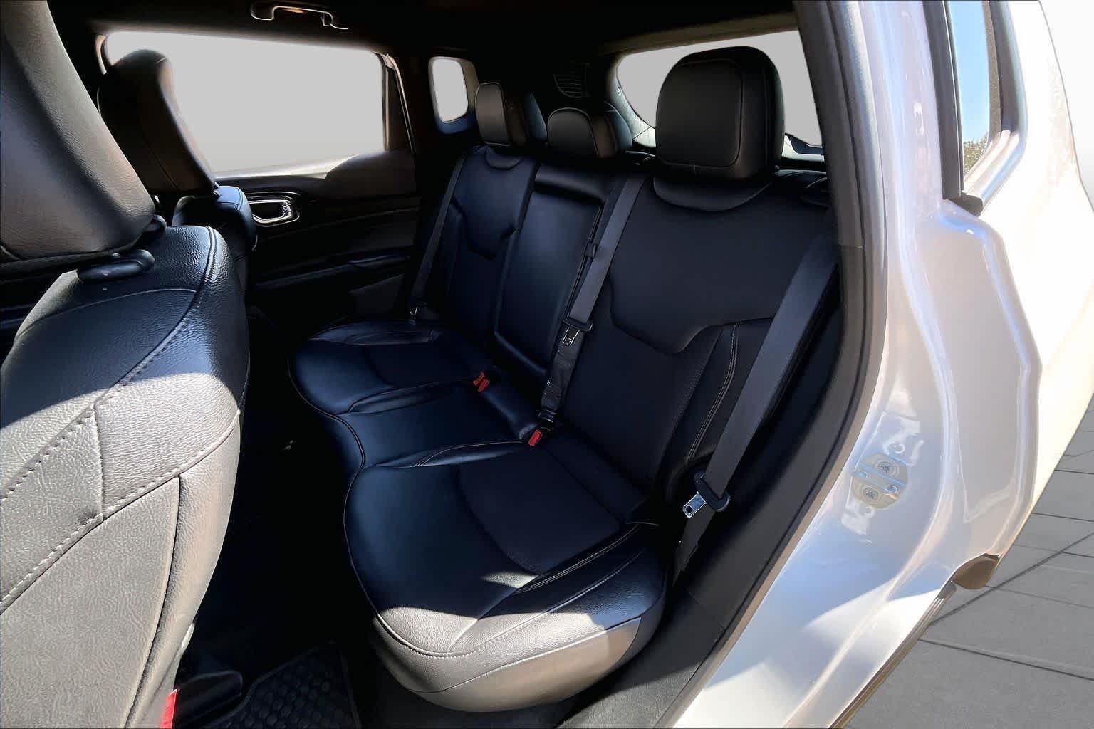 2025 Jeep Compass Trailhawk - Photo 18
