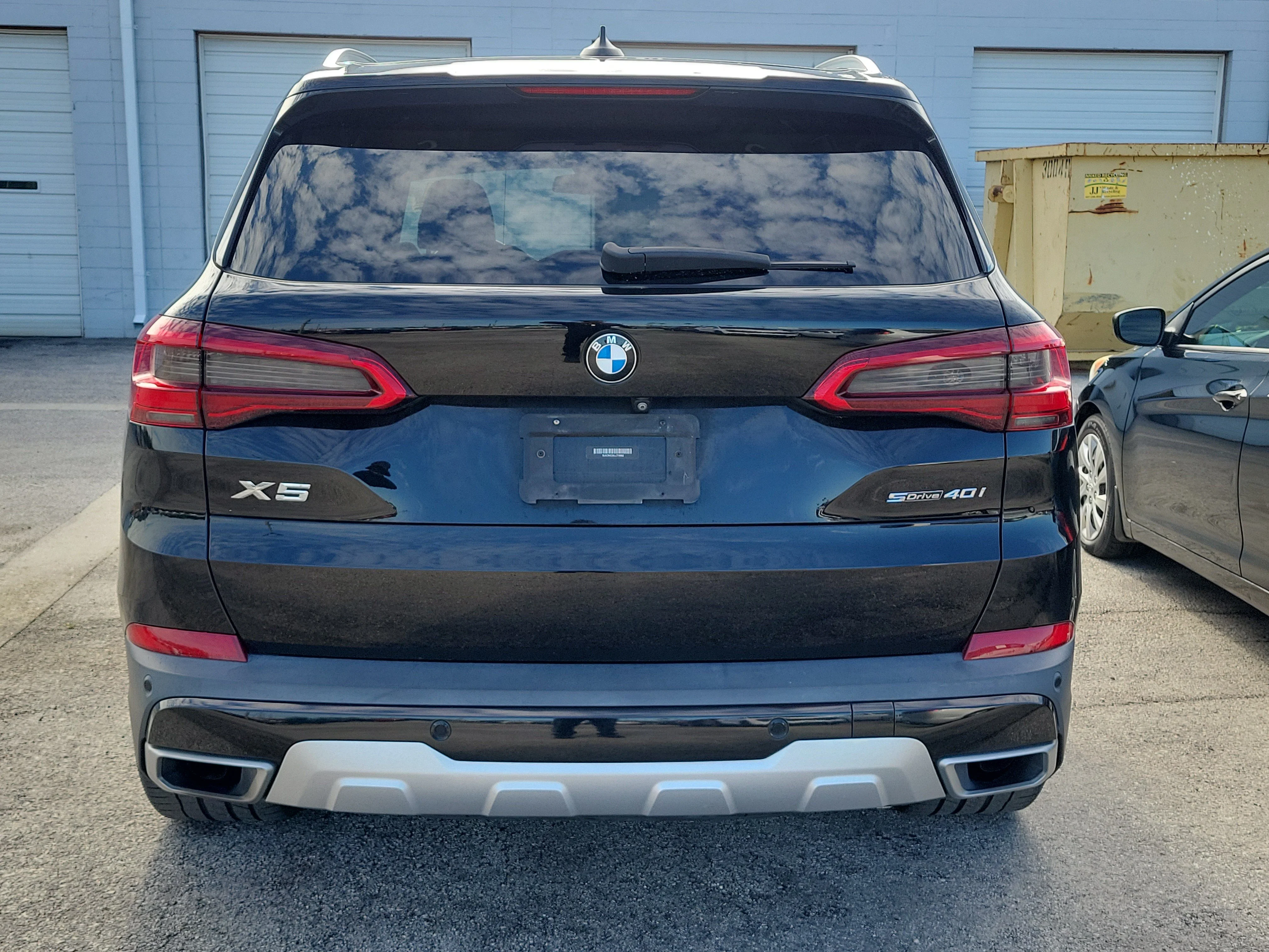 Used 2020 Jet Black BMW sDrive40i image 6