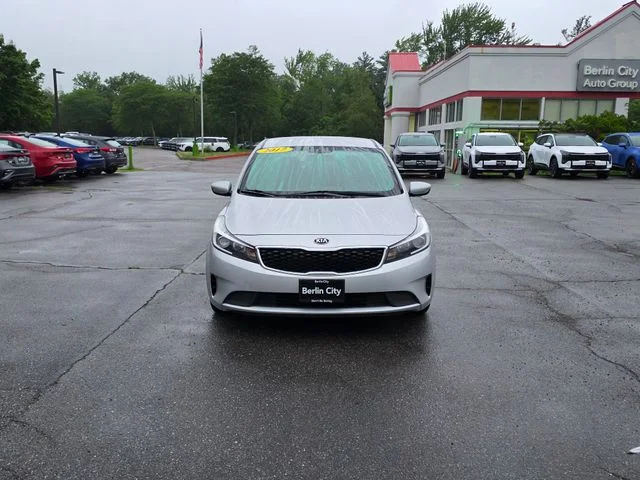 Used 2017 Silky Silver Kia LX image 3