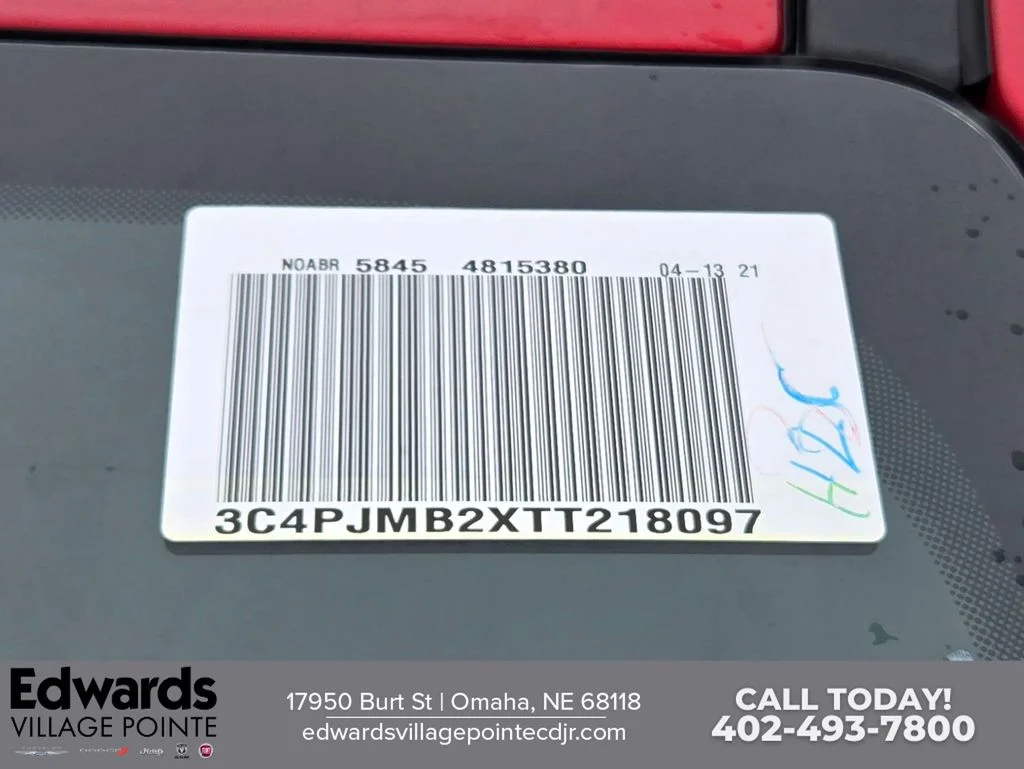 New 2026 Red Hot Pearl-Coat Exterior Paint Jeep Limited image 29