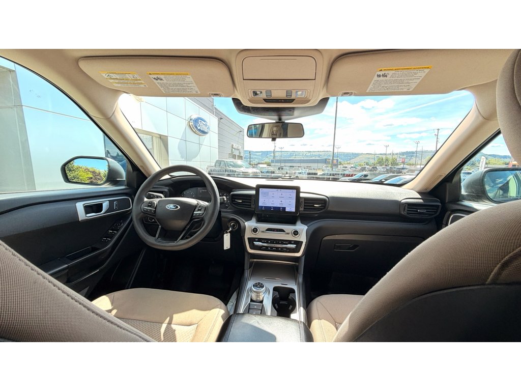 Used 2020 Blue Metallic Ford Base image 13
