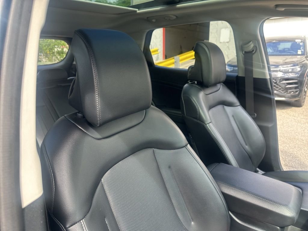 Used 2024 Blue Kia EX image 35