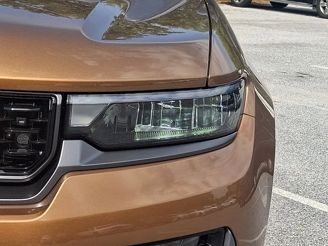 New 2027 Brown Jeep Limited Reserve image 9