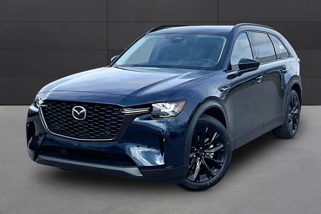 2026 Mazda CX-90 PHEV Premium Package's photo