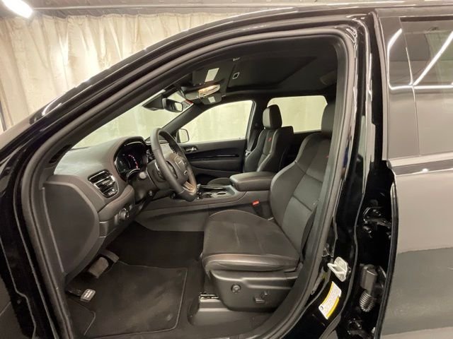 New 2026 Diamond Black Clear-Coat Exterior Paint Dodge GT Plus image 10