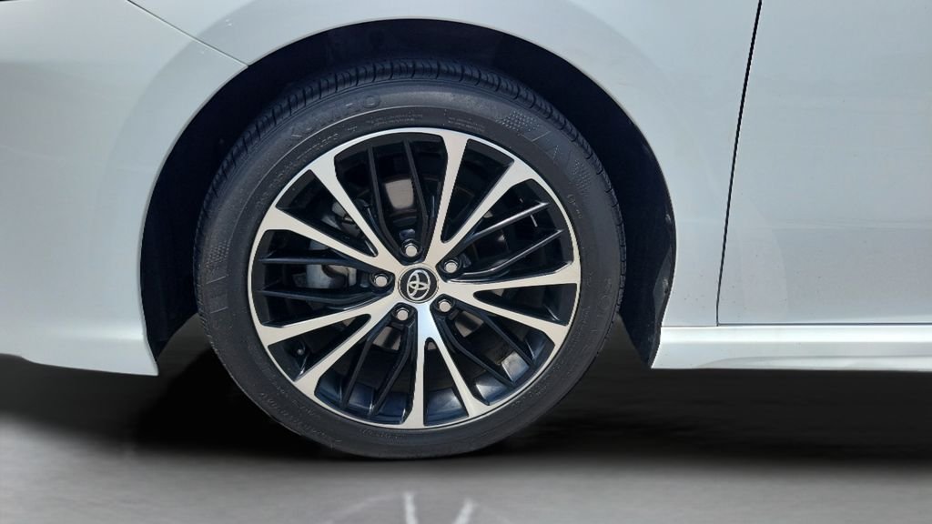 Certified Used 2020 White Toyota SE image 26