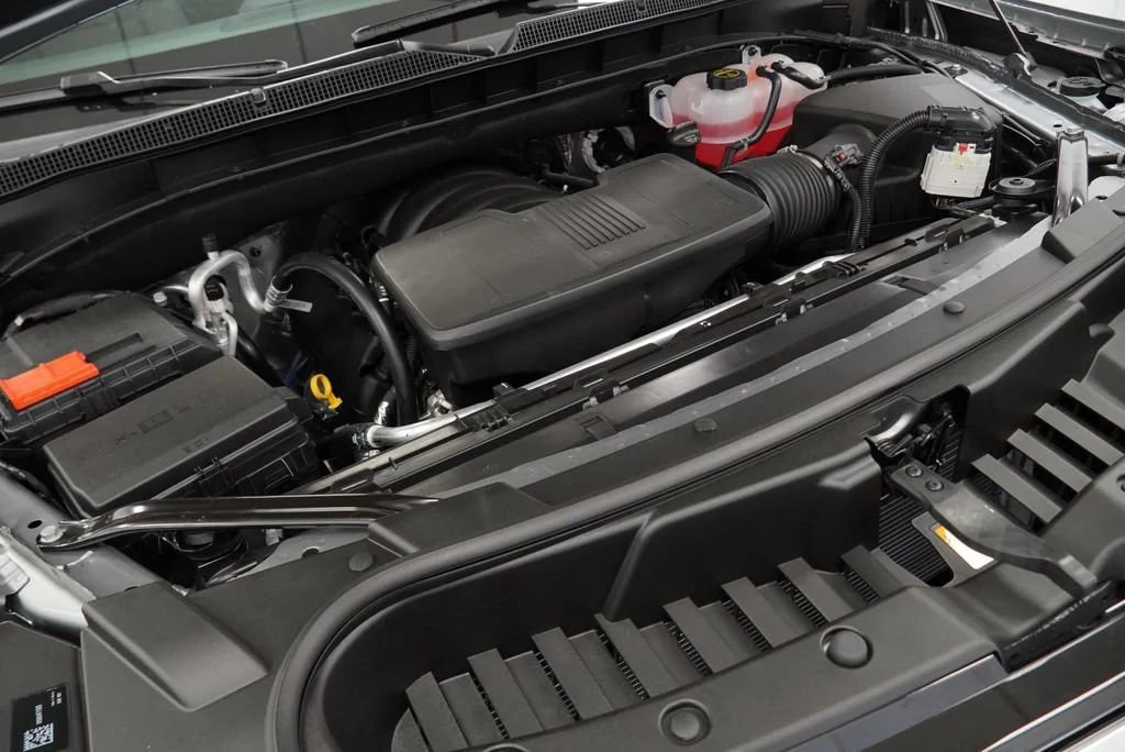 New 2026 Sterling Gray Metallic Chevrolet LT image 41