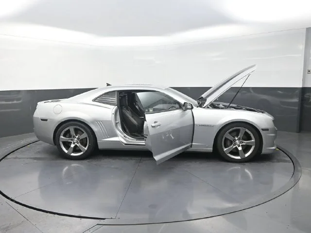 Used 2010 Silver Chevrolet SS image 43